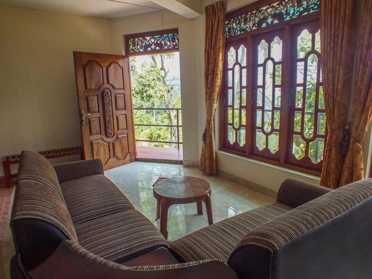 Blue Ribbon Homestay Ella Extérieur photo