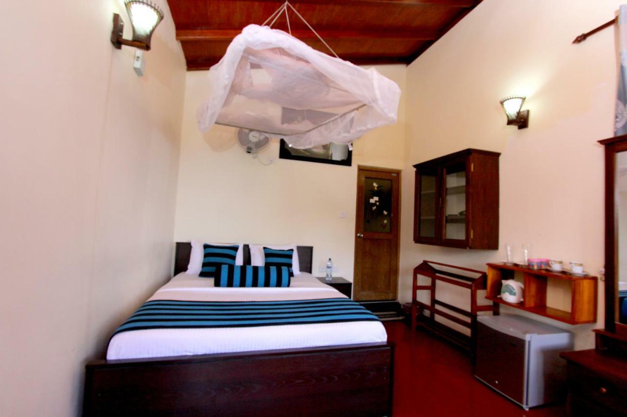 Blue Ribbon Homestay Ella Extérieur photo